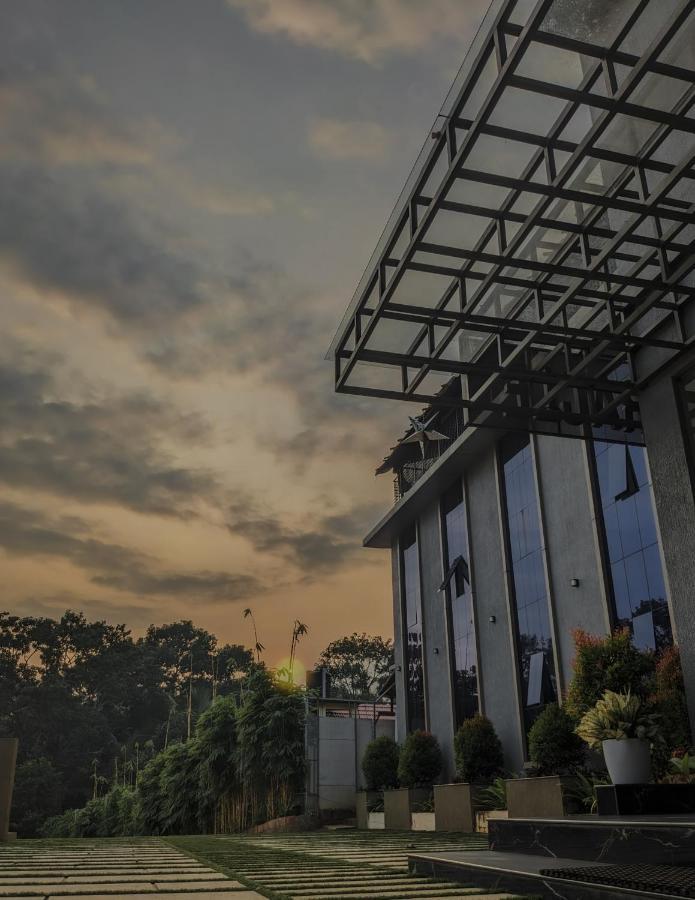 Miracle Hotel And Resorts Kozhikode Exterior foto